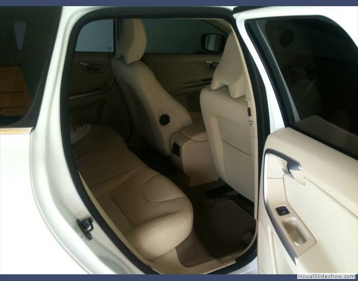 577657_109829845890698_1369614018_n