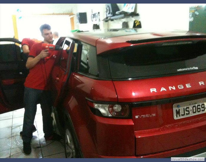 935690_109832269223789_1833749457_n